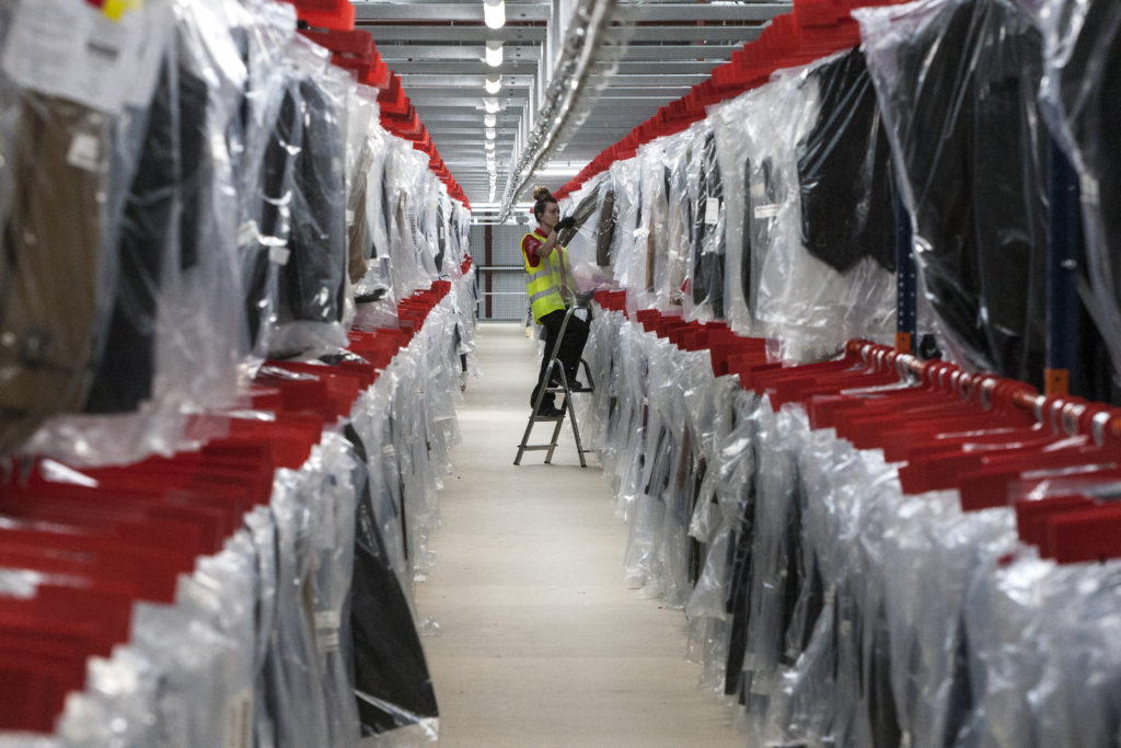 » Garment Systems BS Handling Systems